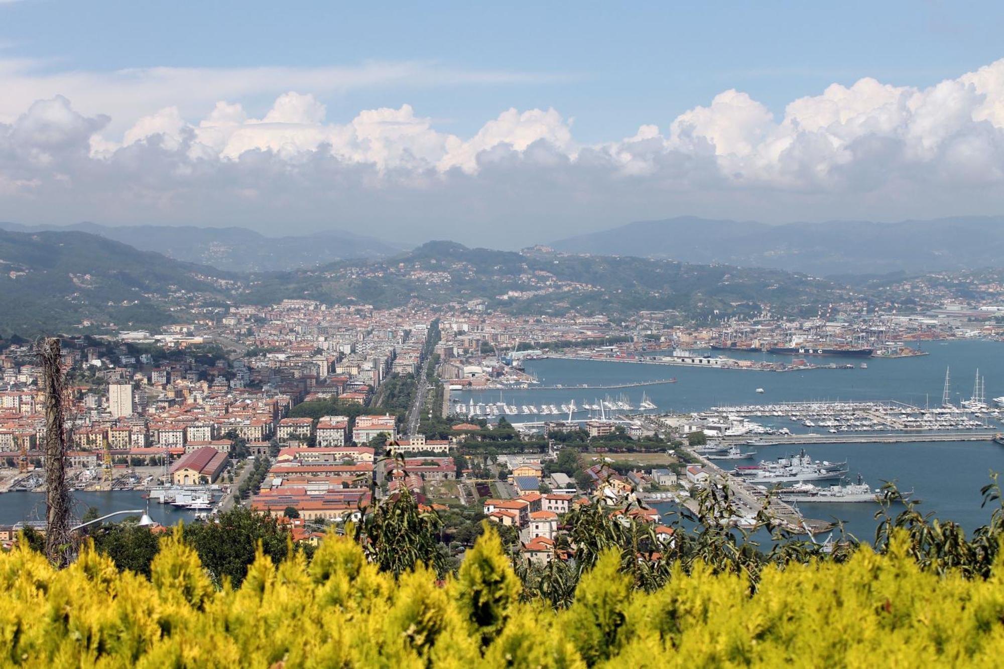 Agriturismo Terrazza Sul Golfo - Il Casale La Spezia Eksteriør billede