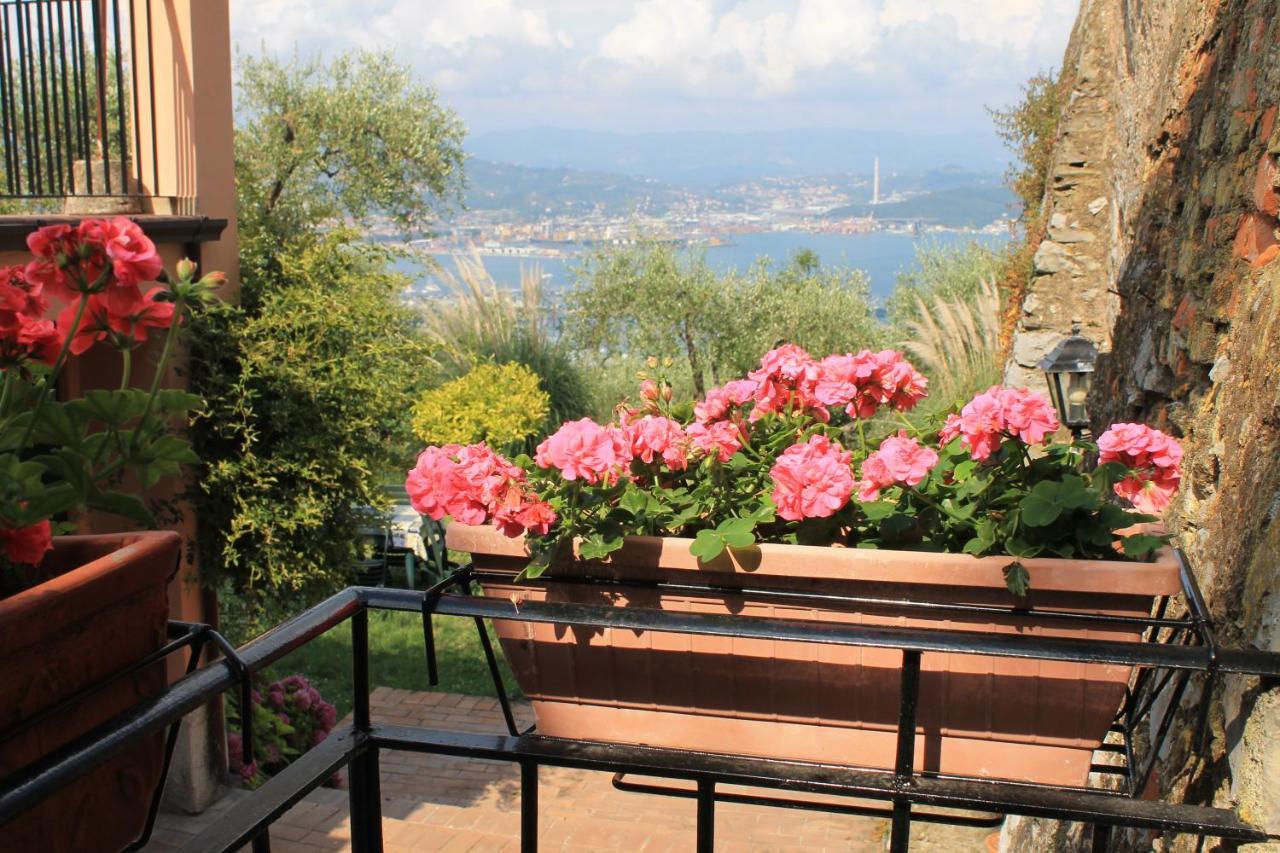 Agriturismo Terrazza Sul Golfo - Il Casale La Spezia Eksteriør billede